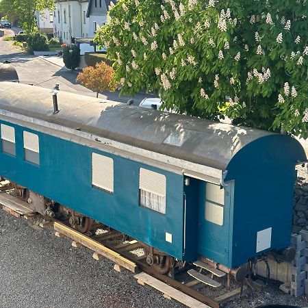 Gleis 1, Eisenbahn Waggon Mit Whirlpool Und Ofen Villa Dahlem  Eksteriør bilde