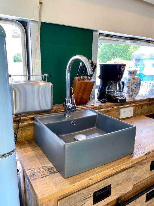 Gleis 1, Eisenbahn Waggon Mit Whirlpool Und Ofen Villa Dahlem  Eksteriør bilde